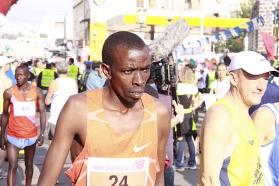 לאונרדו מוצ'רו זינוק מרתון טבירה 2011